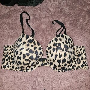 Victoria secret tshirt bra